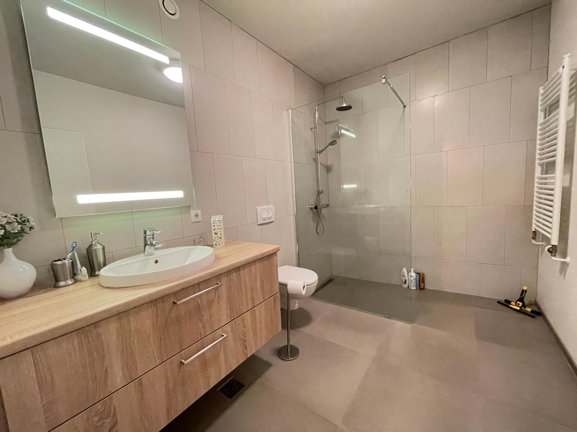 Modern And Spacious 3 Bedroom Apartment In Kopavogur Reykjavík Eksteriør billede